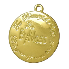 Encantos de la etiqueta colgante de metal dorado con logotipo grabado